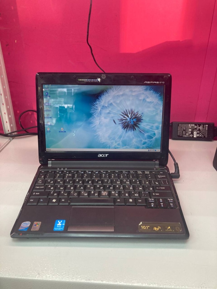 Нетбук Acer Aspire one ZG8