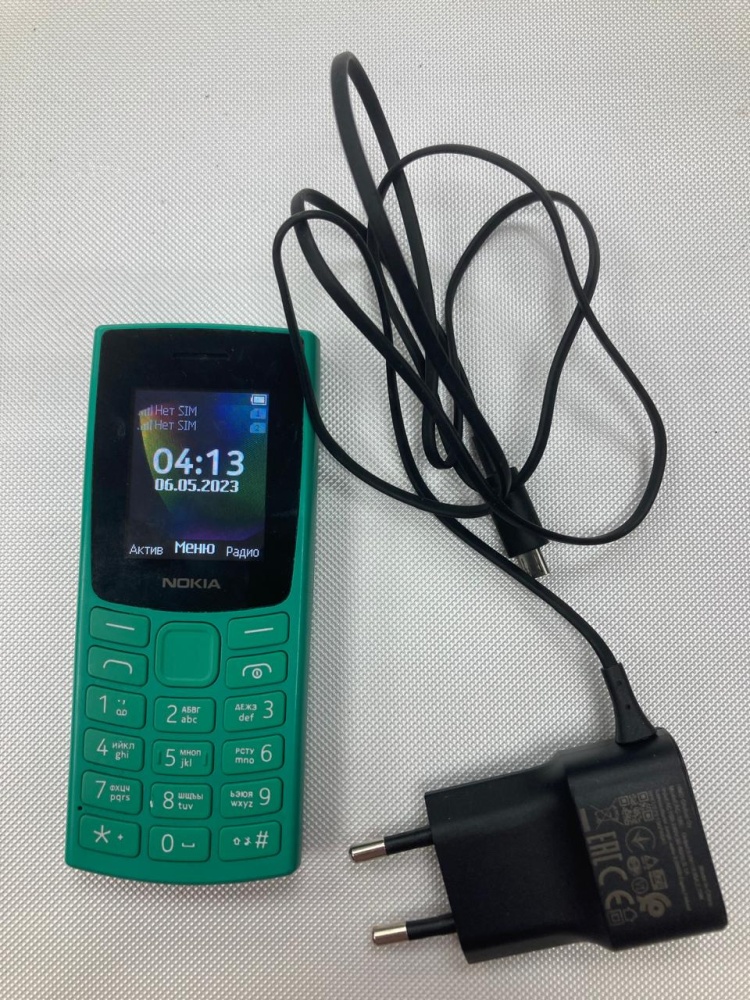 Мобильный телефон Nokia 106