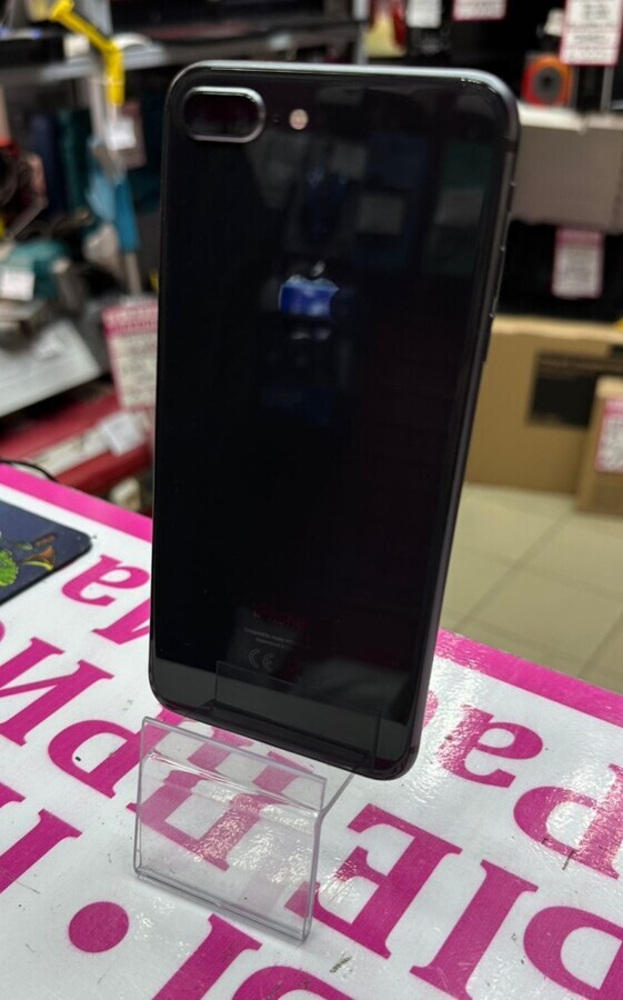 Смартфон iPhone 8 64 Gb