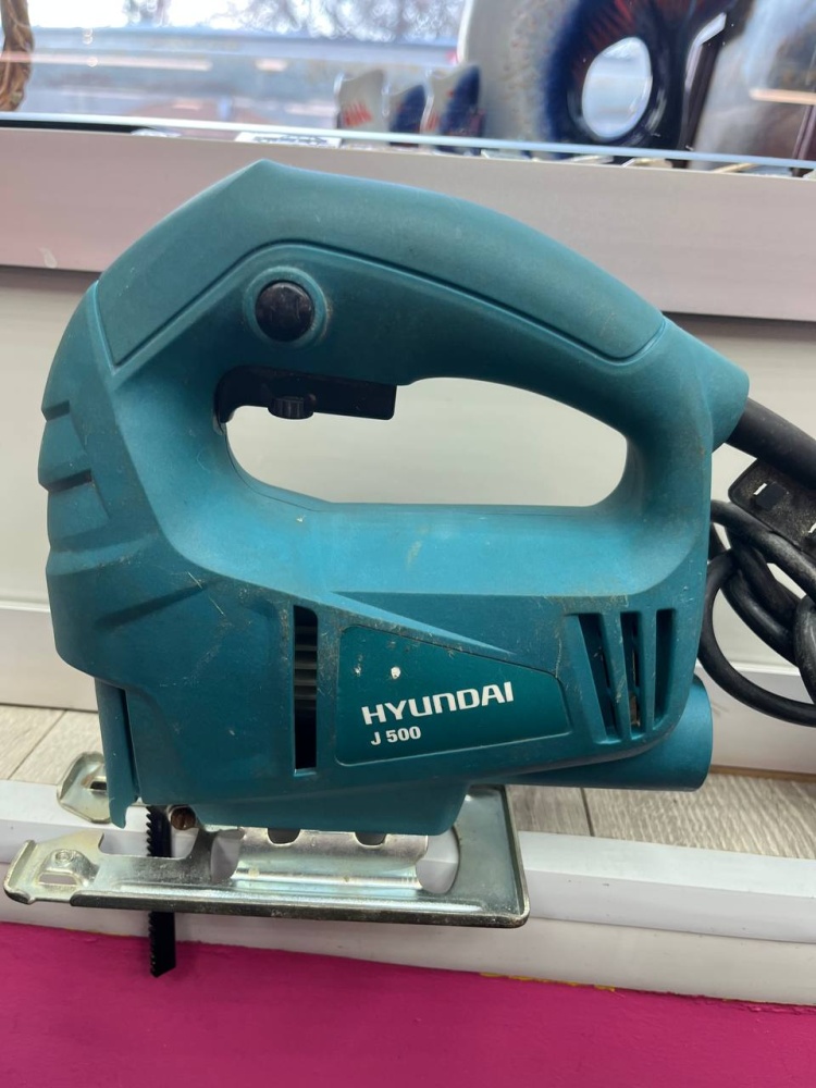 Лобзик Hyundai J500