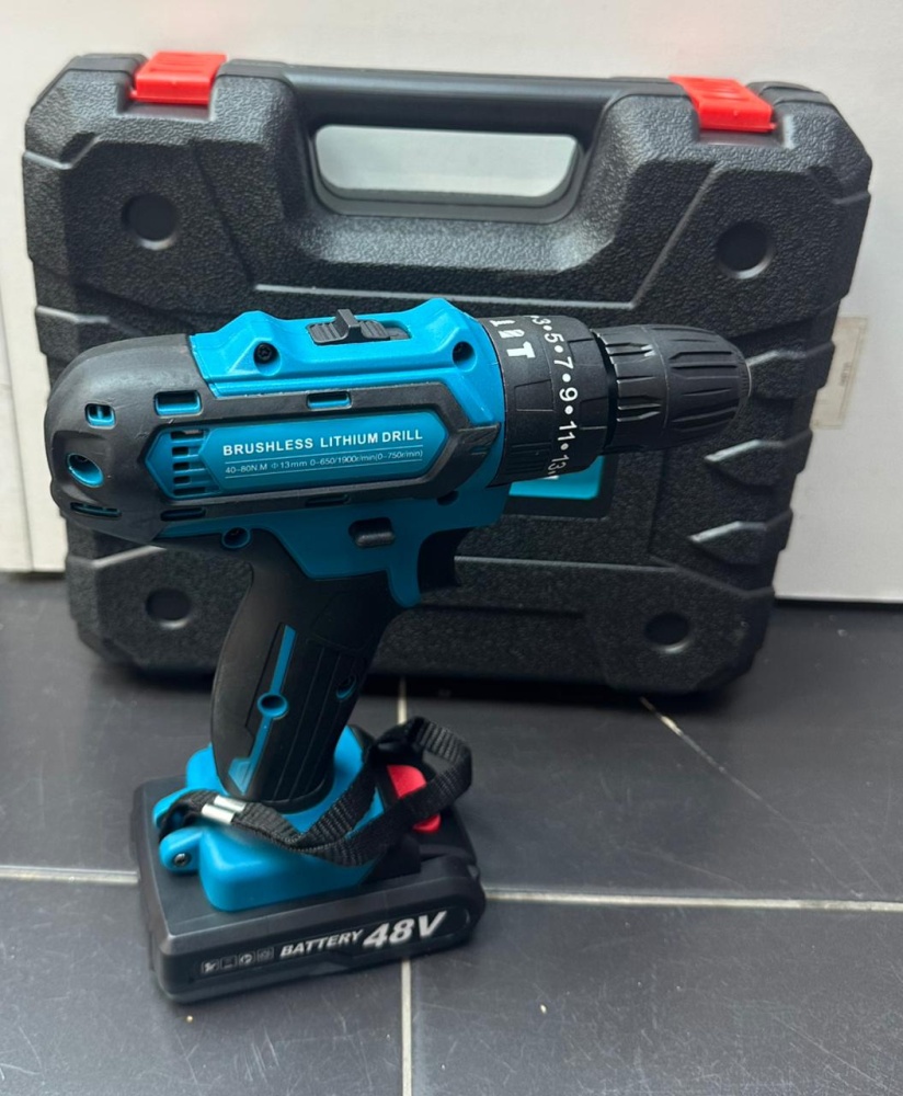 Шуруповерт Makita 48 V