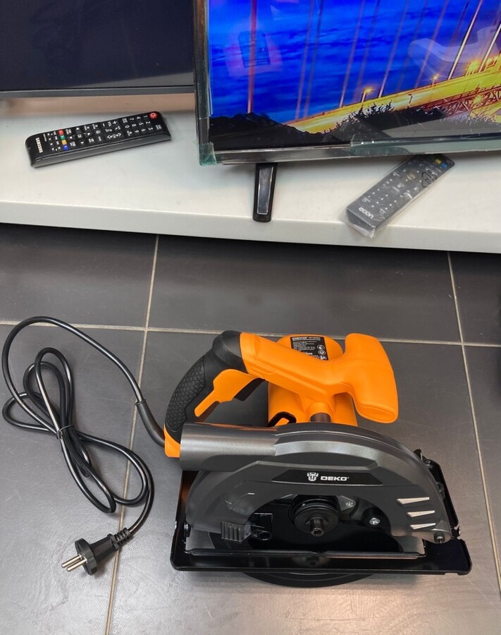 Циркулярная пила DEKO CS1500DK