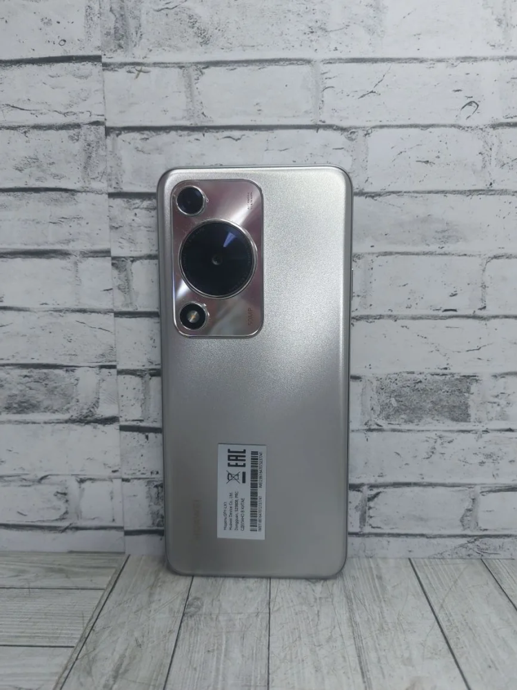 Смартфон Huawei Nova Y63 6/128