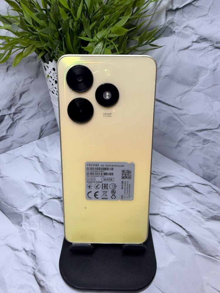 Мобильный телефон Tecno Spark Go 2024 4/64